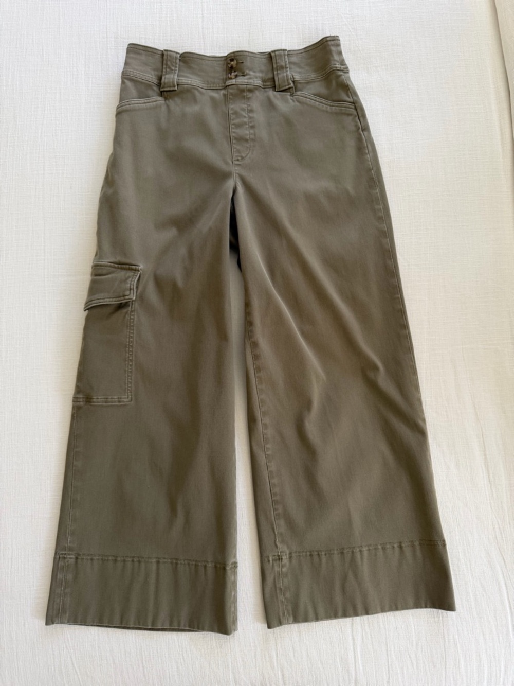 Spanx Stretch Twill Cargo Pants in Olive Size Medium - Picture 2 of 14